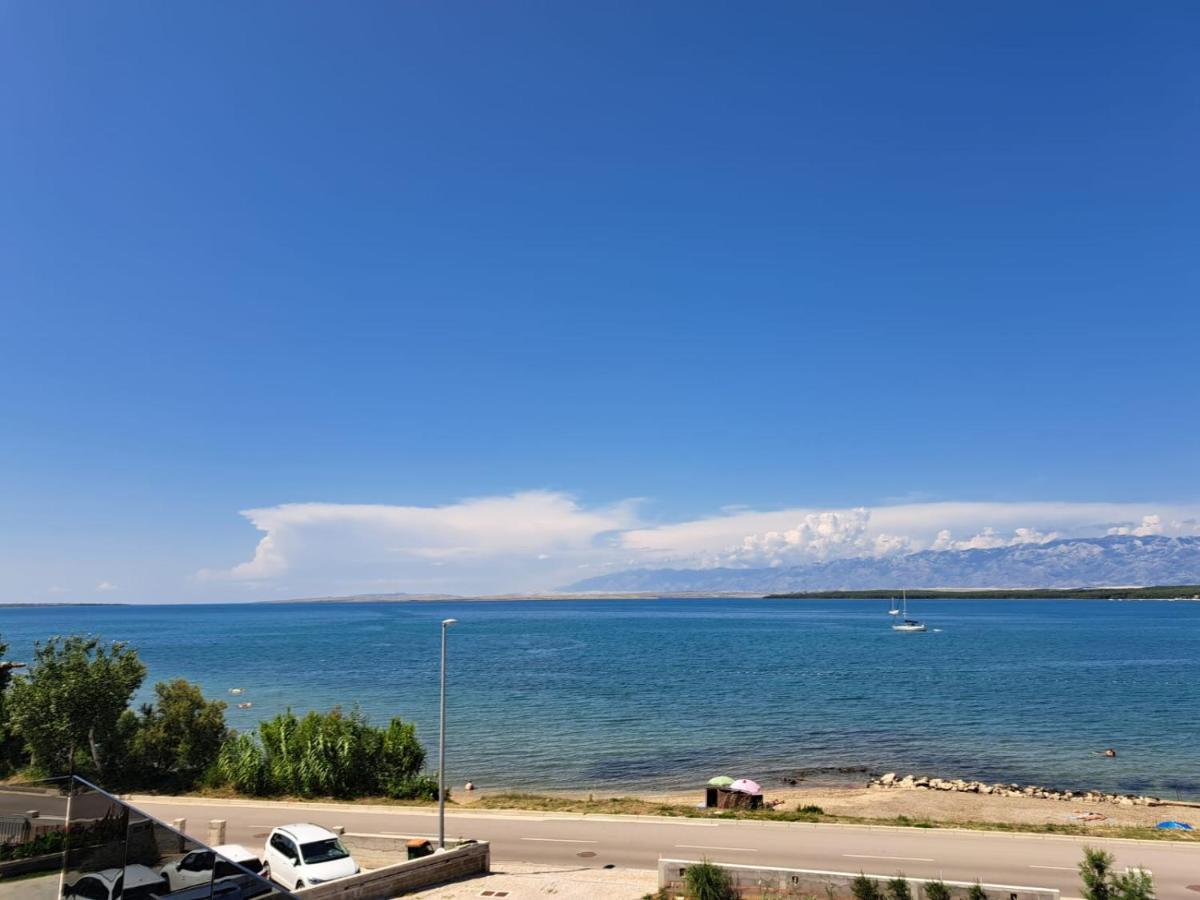 נין B & R Summer Breeze Apartments מראה חיצוני תמונה